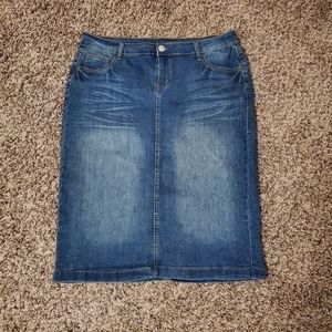 BE Girl Skirt Like New Size XL BE-Girl